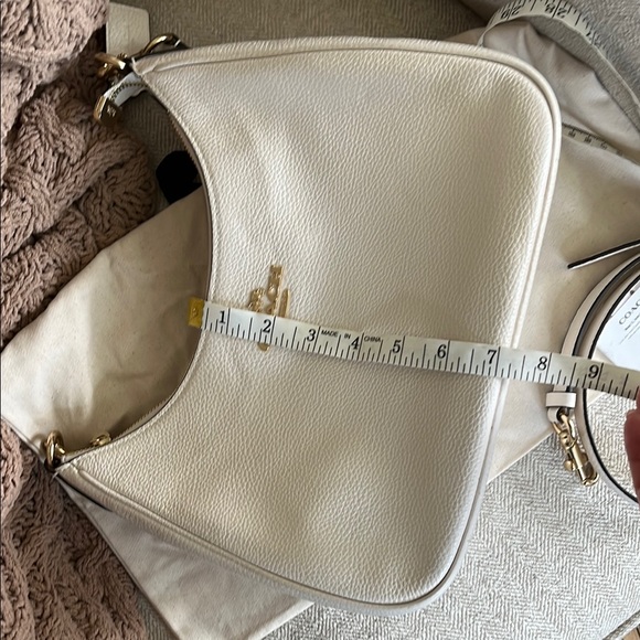 Coach Teri Hobo- White Leather Bag - Picture 11 of 13